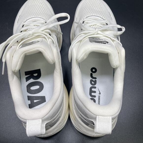 NOB Nike ZoomX Vomero 18 Mens US 10 Running Shoe Wht/Blk Coconut Milk HM6803-101 main image 6